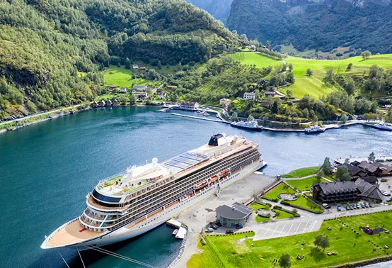 Work on world’s leading cruise ships